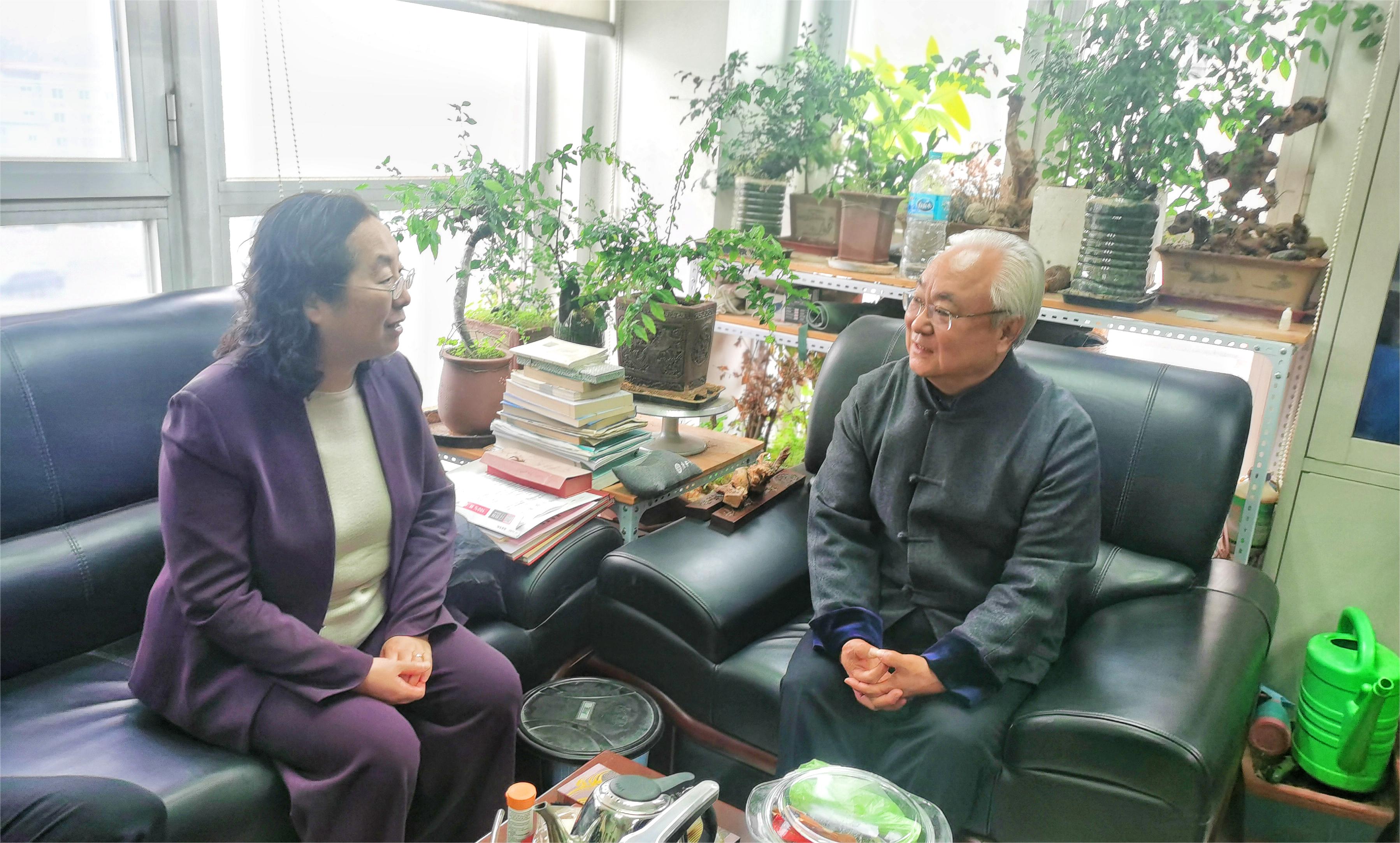 王瑤琪書記慰問王慶國.jpg